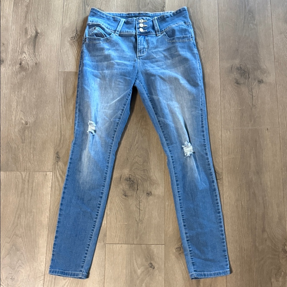 Stylish Blue Distressed Women's Skinny Jeans
